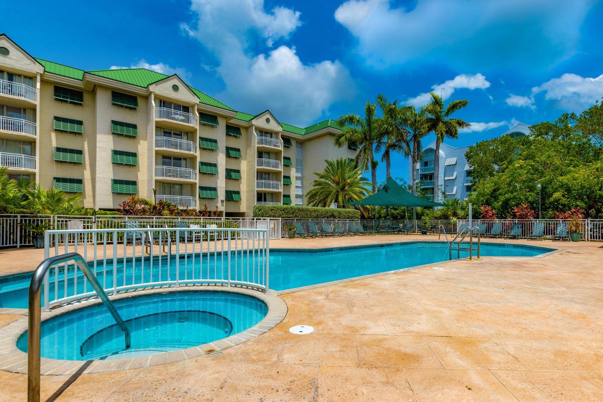 Sunrise Suites - Sea Breeze Suite 101 Cayo Hueso Habitación foto